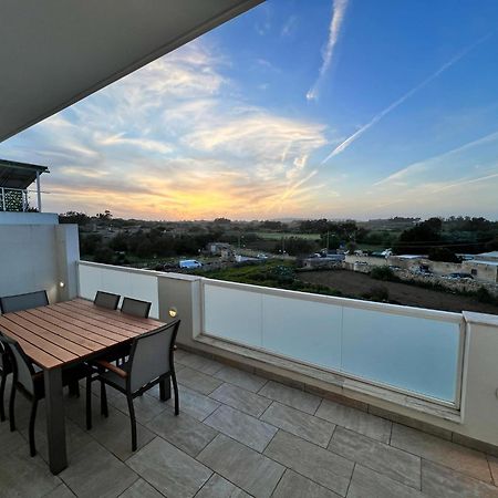 Carousel Apartments Qrendi ภายนอก รูปภาพ