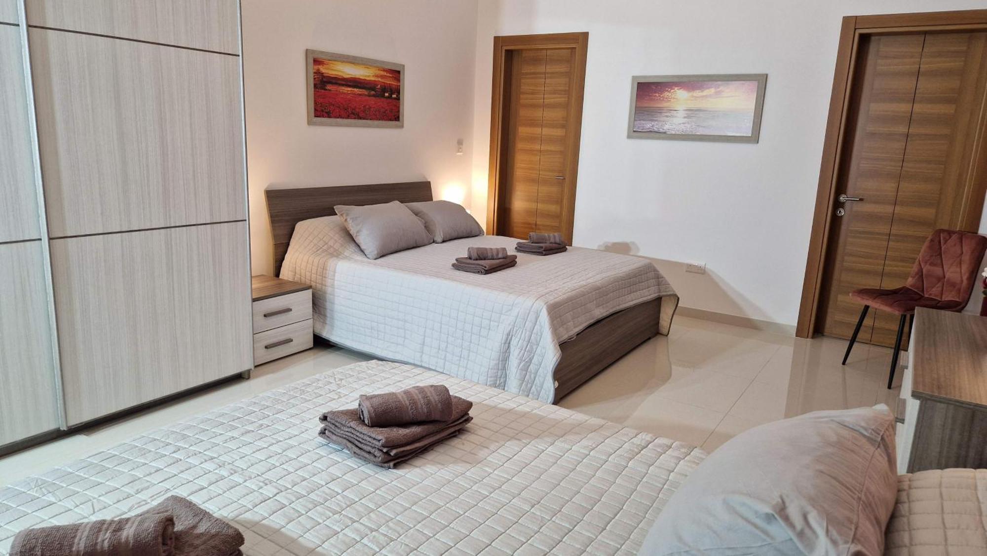 Carousel Apartments Qrendi ภายนอก รูปภาพ