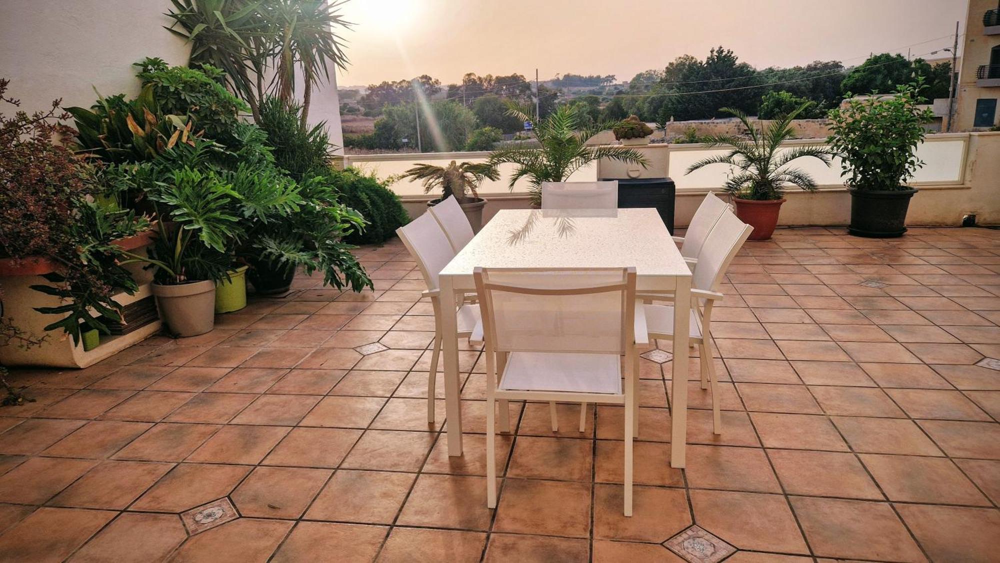 Carousel Apartments Qrendi ภายนอก รูปภาพ